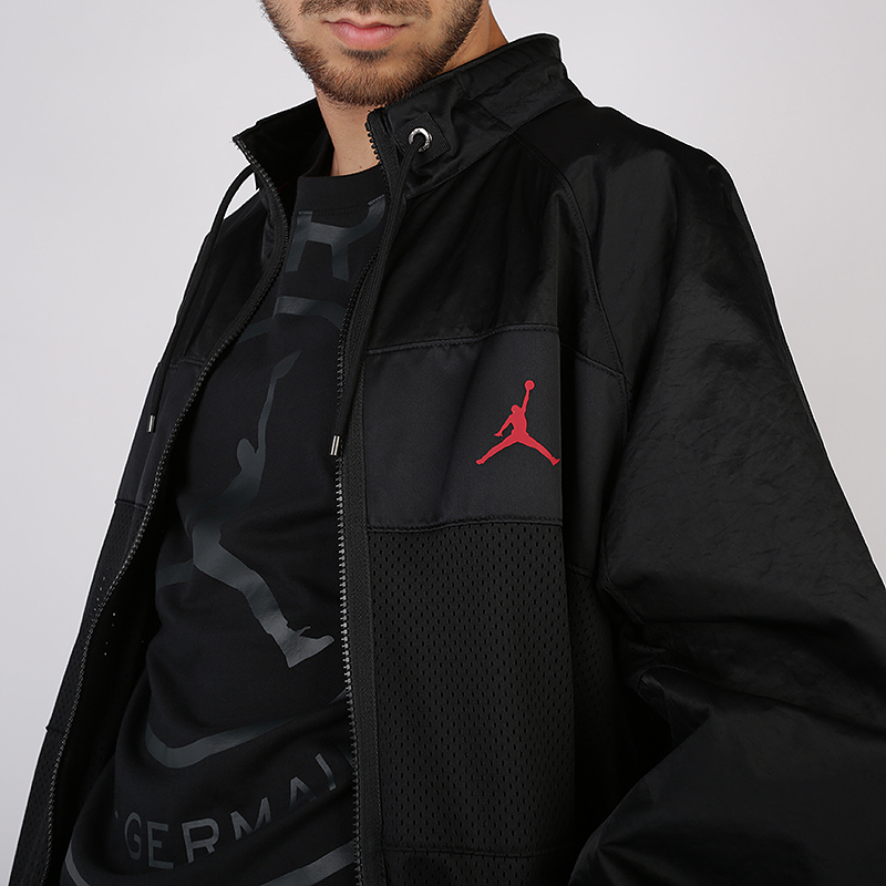 мужская черная куртка Jordan Wings Basketball Flight Suit Jacket AV1302-011 - цена, описание, фото 2